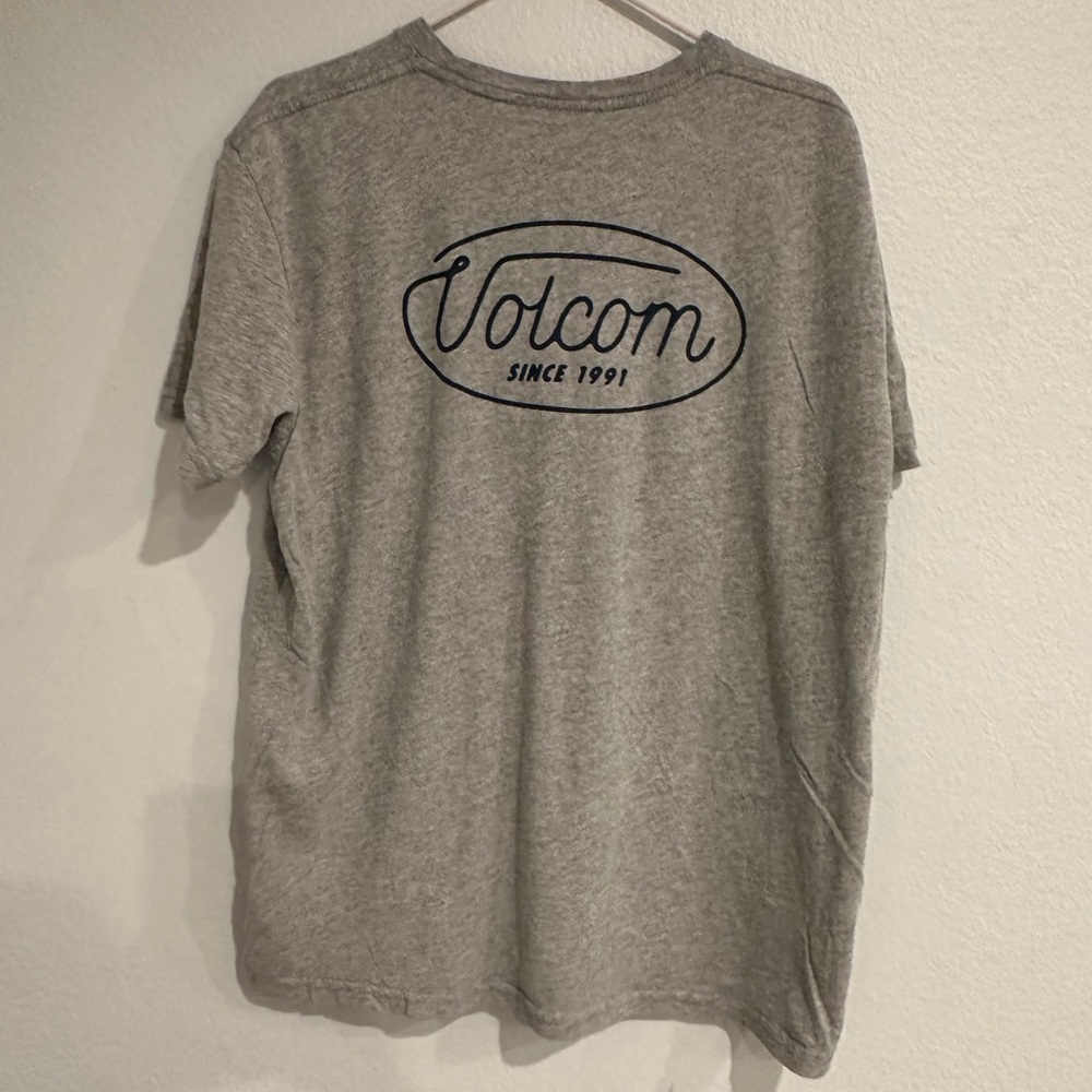 Volcom - Picture 2 of 6